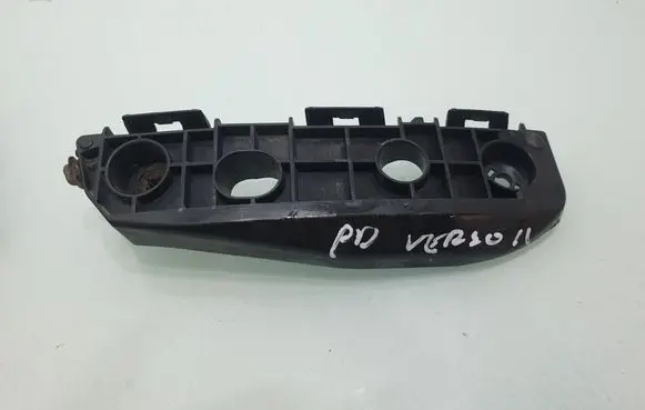 Toyota Verso Front bumper mounting bracket 525350F020