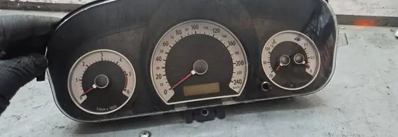 KIA Ceed Speedometer (instrument cluster) 940031H090