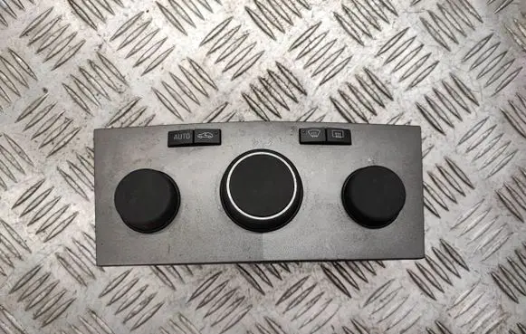 Opel Astra H Climate control unit 13245121