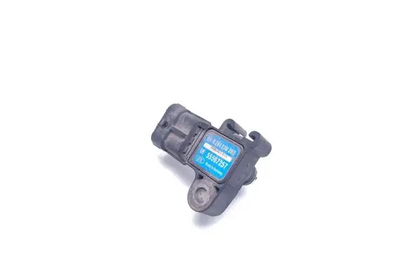 Opel Astra J Air pressure sensor 55567257 0261230263