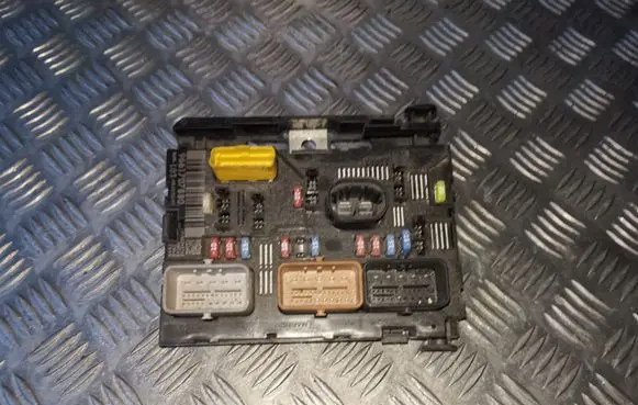 Citroen C3 BSM Control unit 9661707880 BSML0300 BSML03