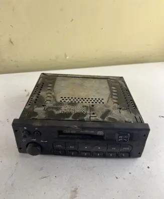 Opel Frontera B Radio/CD/DVD/GPS head unit 90532620 9053262 CAR300