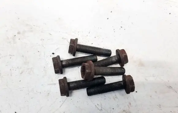 Audi A4 S4 B5 8D Nuts/bolts 