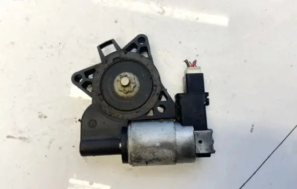 Mazda 3 I Front door window regulator motor g22c5858x cm011750