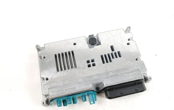 Porsche Taycan 9J1 Camera control unit module 4K4907117C 4K4907117
