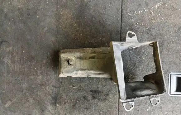 Audi A6 S6 C6 4F Intercooler air channel guide 4F0145333