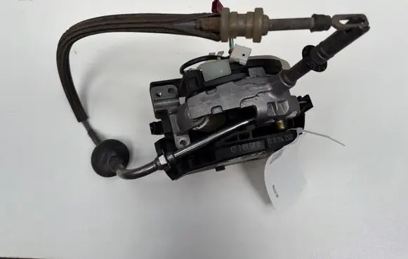 BMW X3 E83 Gear shifter/selector 342033905