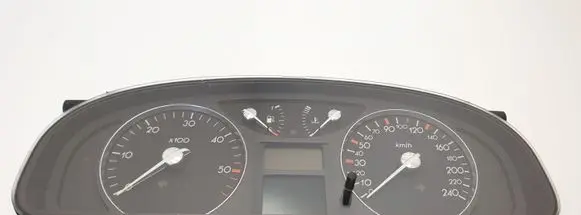 Renault Laguna II Speedometer (instrument cluster) 8200170314 501018880046