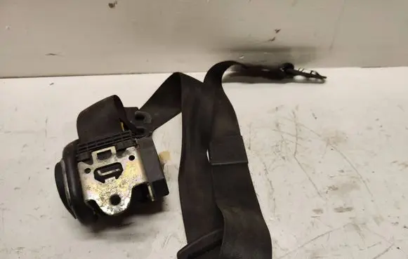 Audi A4 S4 B6 8E 8H Front seatbelt 560795400A 27072001 8E0857706B