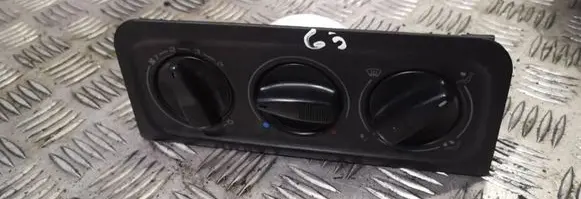 Volkswagen Golf III Climate control unit 1h0819045a