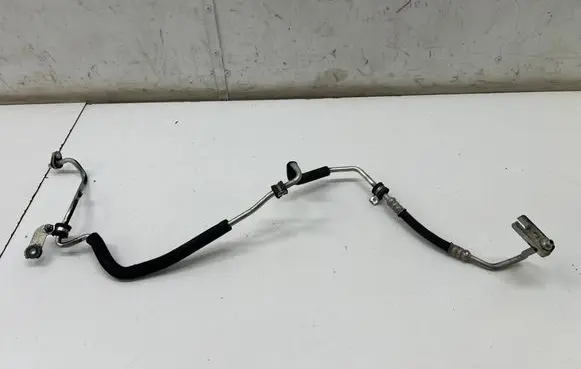 Maserati Ghibli Air conditioning (A/C) pipe/hose 670004957