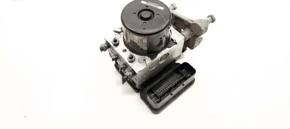 Mercedes-Benz C W204 ABS Pump A1724312612
