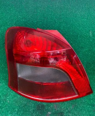 Toyota Yaris Rear/tail lights