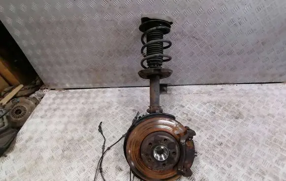 Mercedes-Benz A W176 Front wheel hub spindle knuckle