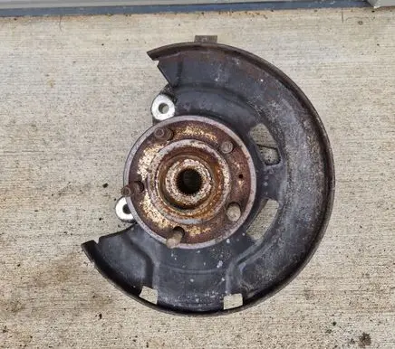 Opel Astra J Front wheel hub spindle knuckle