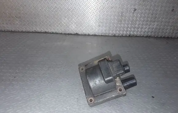 Renault Laguna I High voltage ignition coil 7700850999