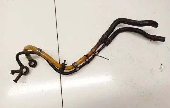 Audi A4 S4 B7 8E 8H Fuel line pipe 