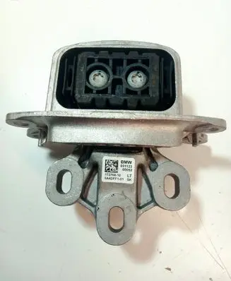 BMW 2 F46 Engine mount bracket 172768 031123 5A4DFF101