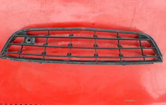 Opel Corsa D Front bumper lower grill 13179942