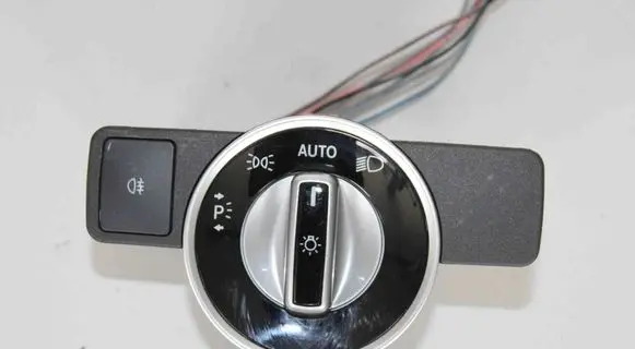Mercedes-Benz E W212 Light switch A2129050551