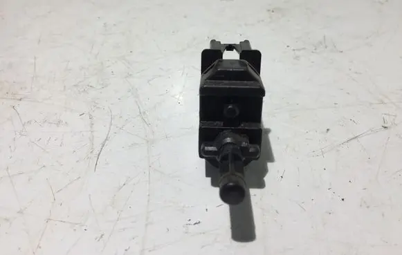 Clutch pedal sensor