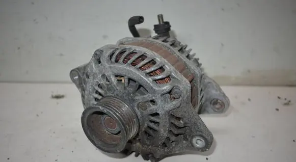 Subaru Outback (BS) Generator/alternator 23700AA931 A3TJ3492A