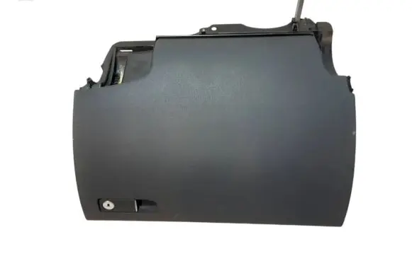 Mercedes-Benz C W204 Glove box A2046800011