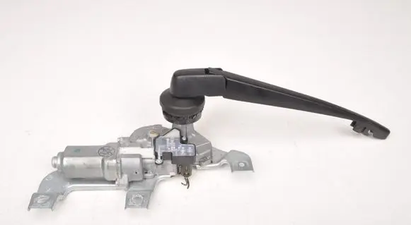 Suzuki SX4 S-Cross Rear window wiper mechanism 