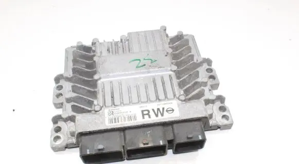 Nissan Qashqai Engine control unit/module 23710BR30A S180033108