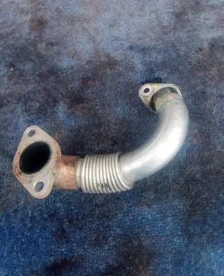 Hyundai Santa Fe EGR valve line/pipe/hose