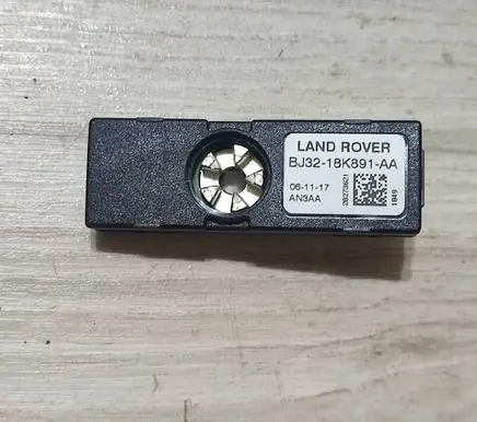 Jaguar F-Pace Aerial antenna amplifier BJ3218K891AA