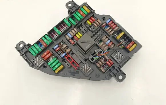 BMW 5 F10 F11 Fuse module 9264923 417033452 07317383