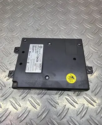 Volkswagen Golf VI Bluetooth control unit module 1K8035730B 2008DJ2465 N342Z276