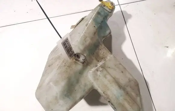 Mercedes-Benz A W168 Windshield washer fluid reservoir/tank 