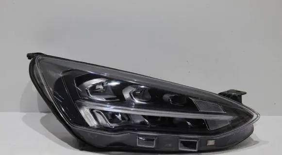 Ford Focus Headlight/headlamp JX7B13E014CB