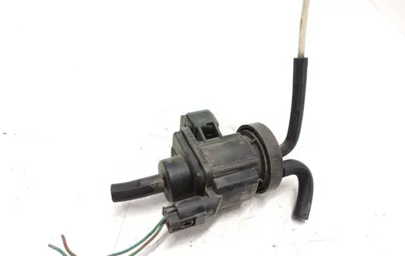 Mercedes-Benz E W210 Turbo solenoid valve A0005450427
