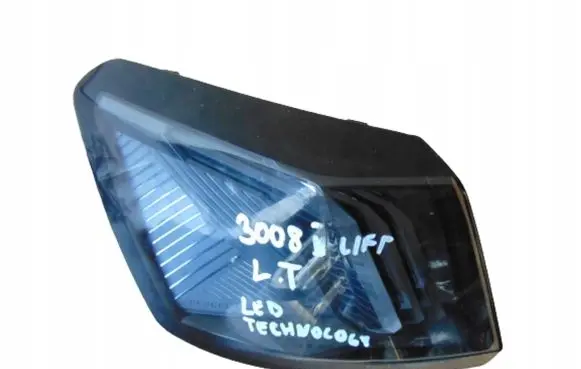 Peugeot 3008 II Rear/tail lights 9836231280