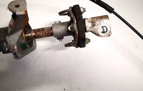 Nissan Pathfinder R51 Steering column universal joint