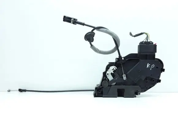 Volvo V70 Front door lock 31253665