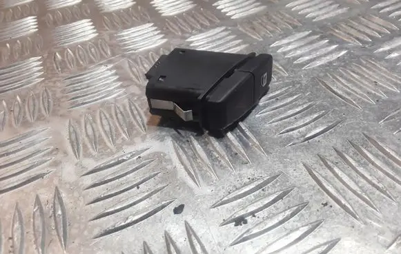 BMW 5 E60 E61 Hazard light switch 61316919506 549519500