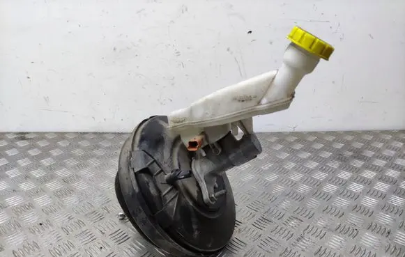 Peugeot 208 Brake booster 9811514380
