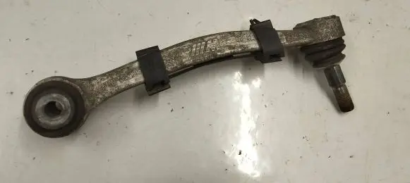 Rear control arm