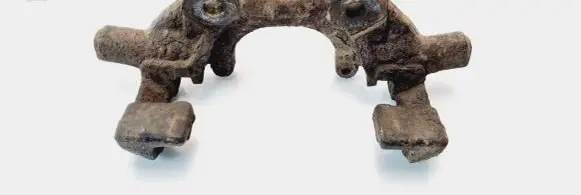 Seat Alhambra (Mk1) Front Brake Caliper Pad/Carrier 