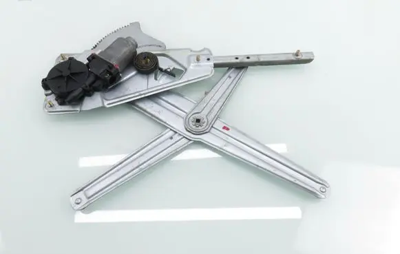 Renault Twingo I Front door window regulator with motor 8200052943