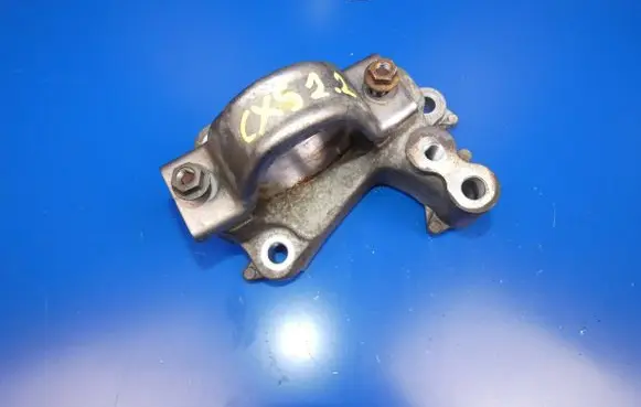 Mazda CX-5 Engine mounting bracket 82A511