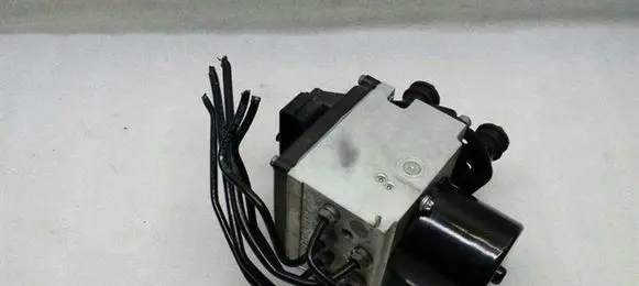 Volkswagen PASSAT B6 ABS Pump 3C0614109AF
