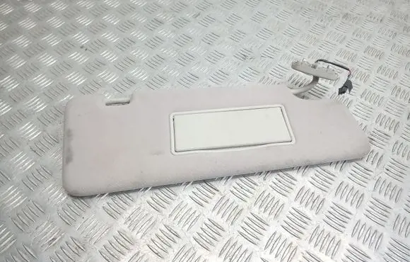 Land Rover Discovery 3 - LR3 Sun visor