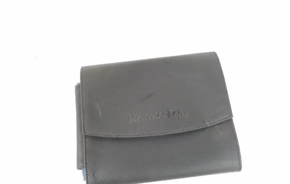 Mercedes-Benz E C207 W207 Owners service history hand book 