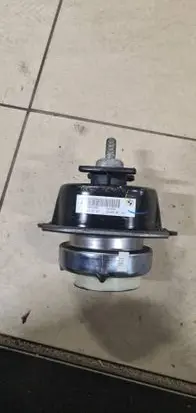 BMW X5 F15 Engine mount bracket 6793642