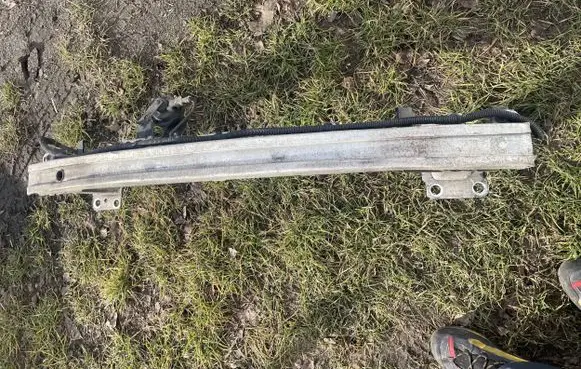 Renault Megane III Front bumper support beam 
